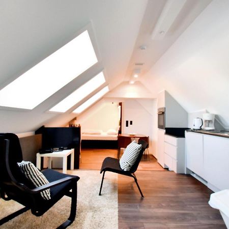 Modern And Cozy Studio In A Former Coach House Robertville Εξωτερικό φωτογραφία